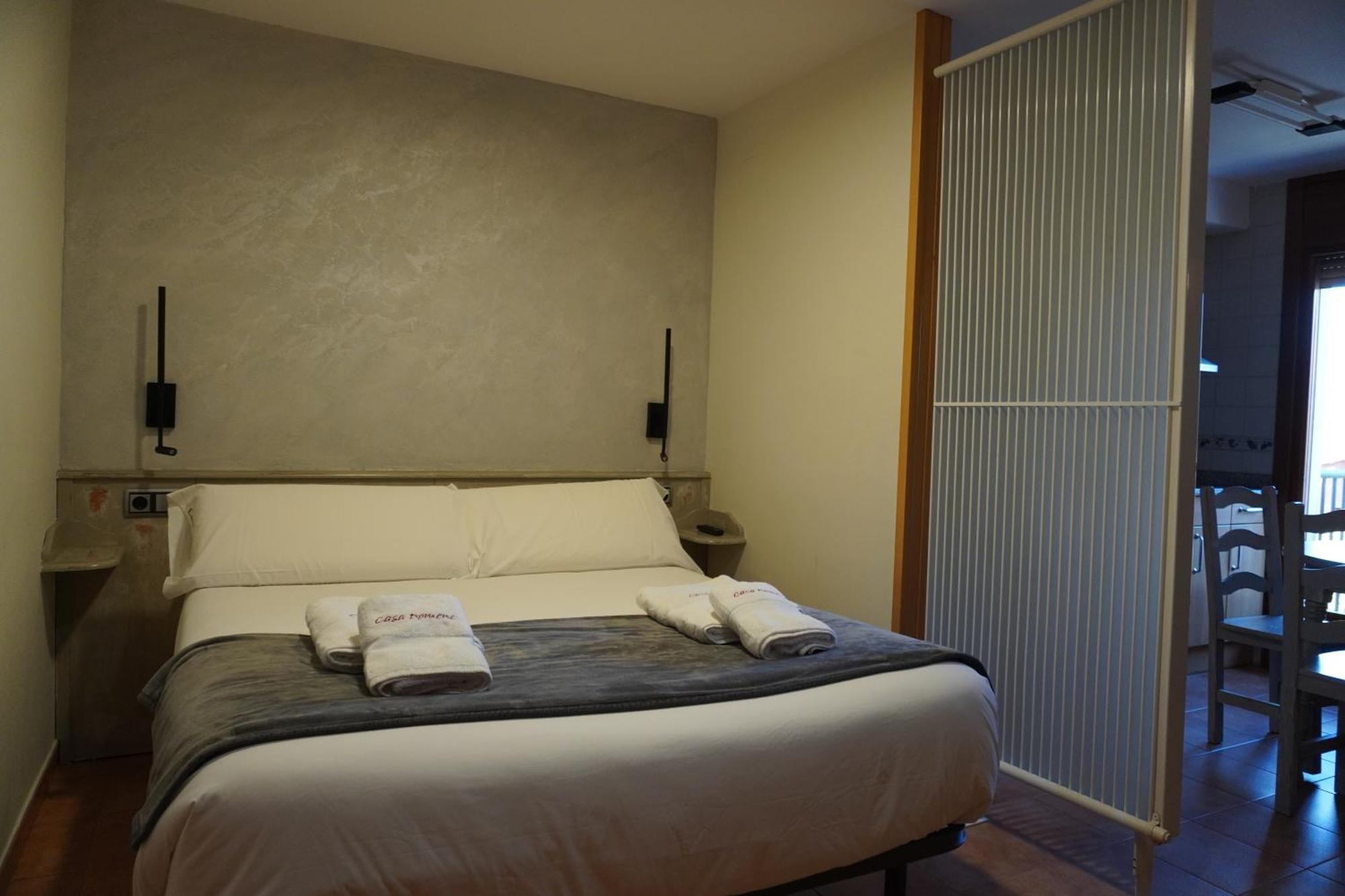Apartamentos Casa Domenc Aren 外观 照片