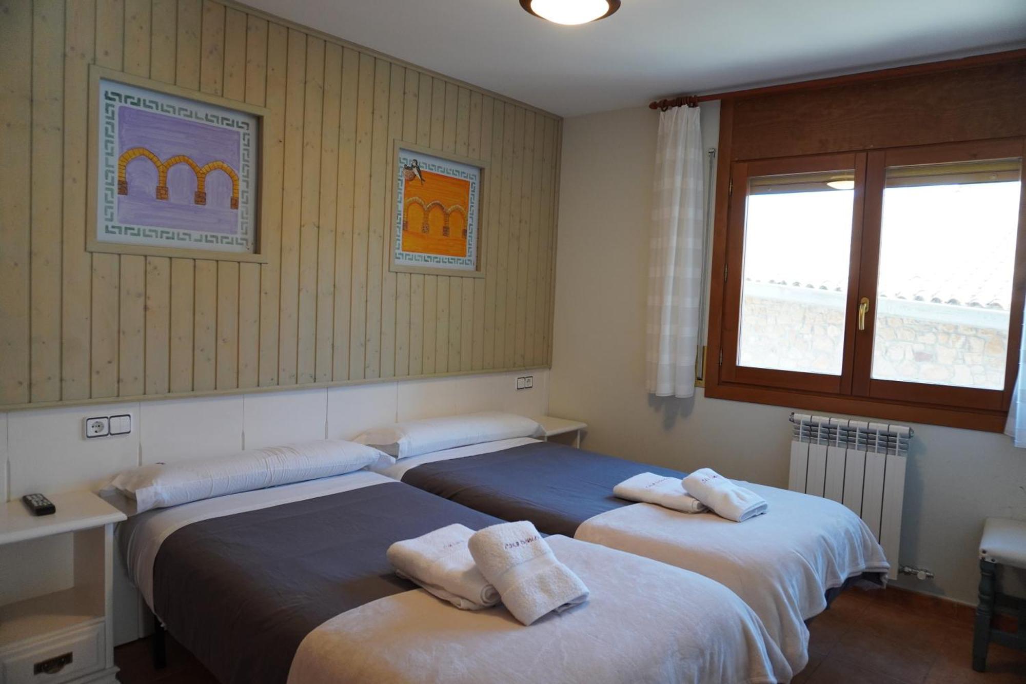 Apartamentos Casa Domenc Aren 外观 照片